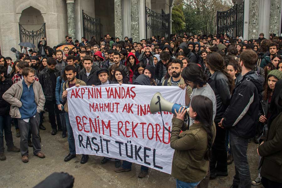 Turkish Students Protest  Appointment of Unelected Rectors