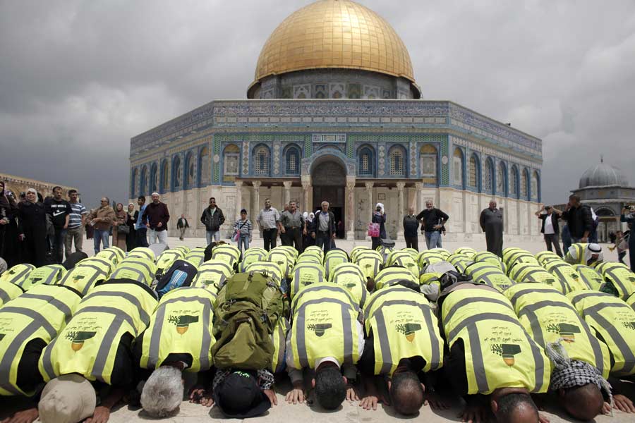 Tensions at Jerusalem’s Al-Aqsa Mosque Spill over onto International Stage