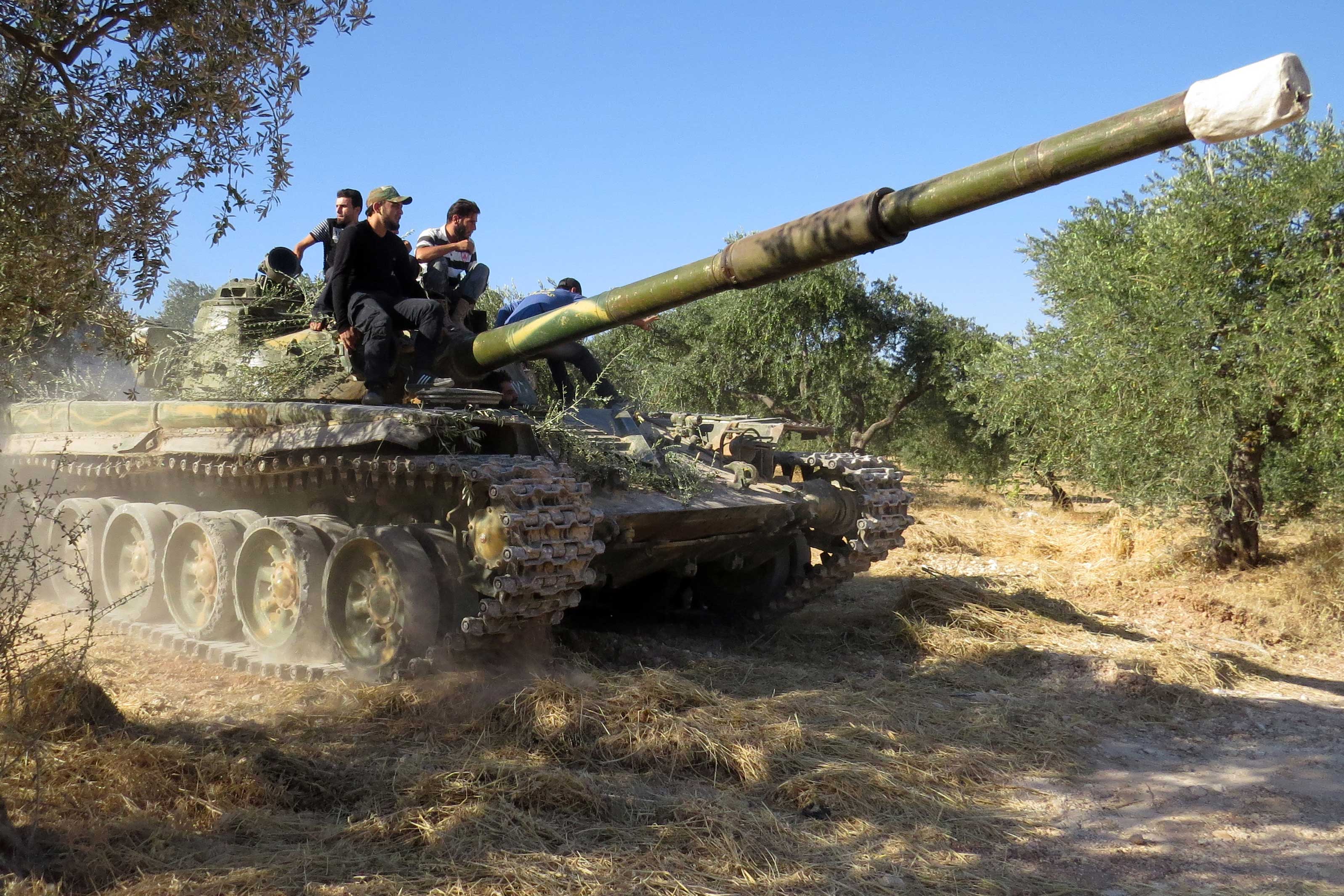 Russian Tanks Gifted to Hizbullah by Syria’s Assad