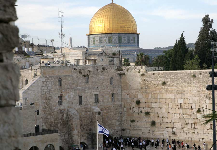 Fallen Western Wall Stone Moved, As Thorough Examination Of Site Underway