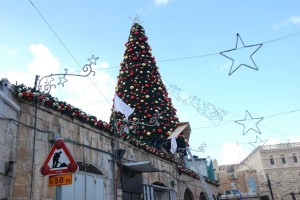 New Gate Christmas Tree, Jerusalem's Old City (Photo: Dudi Saad/The Media Line)