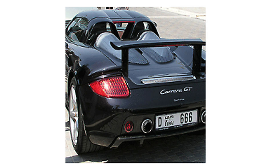 Flashy Car Plates – No Price Too Great in UAE
