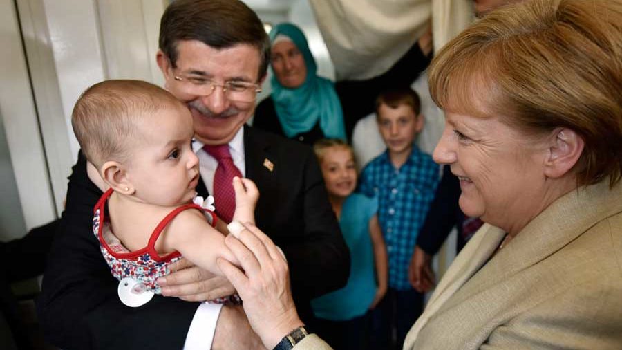 Turkey at Center of the Storm as Merkel Visits Refugee Camp