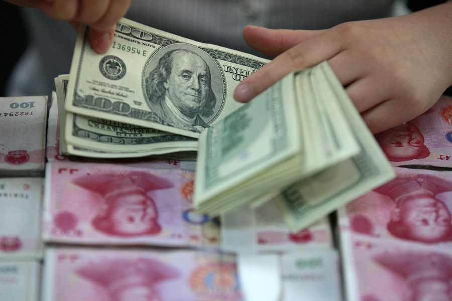 China Seeks To Undermine U.S. Dollar, Introduce Yuan Into Pakistan