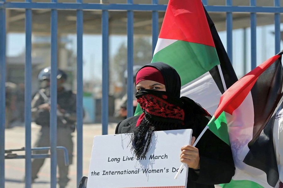 Palestinian Females Mark ‘International Women’s Day’ By Confronting Israel