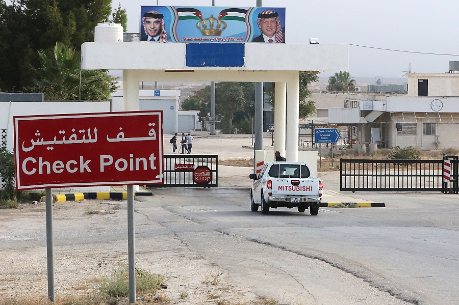 Border Checkpoint Re-opens As Amman & Damascus Seek To Normalize Ties