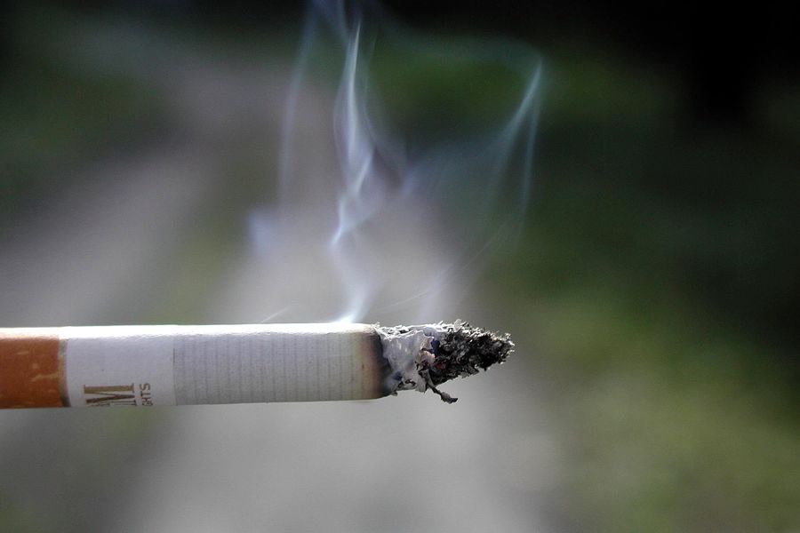 Saudi Arabia Launches Sweeping Survey Of Tobacco Use In Bid To End Smoking