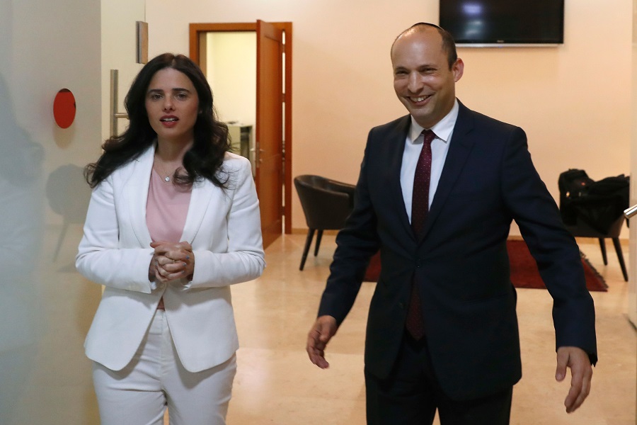 Israeli Politicos Split From Own Party To Take On Netanyahu In April Election