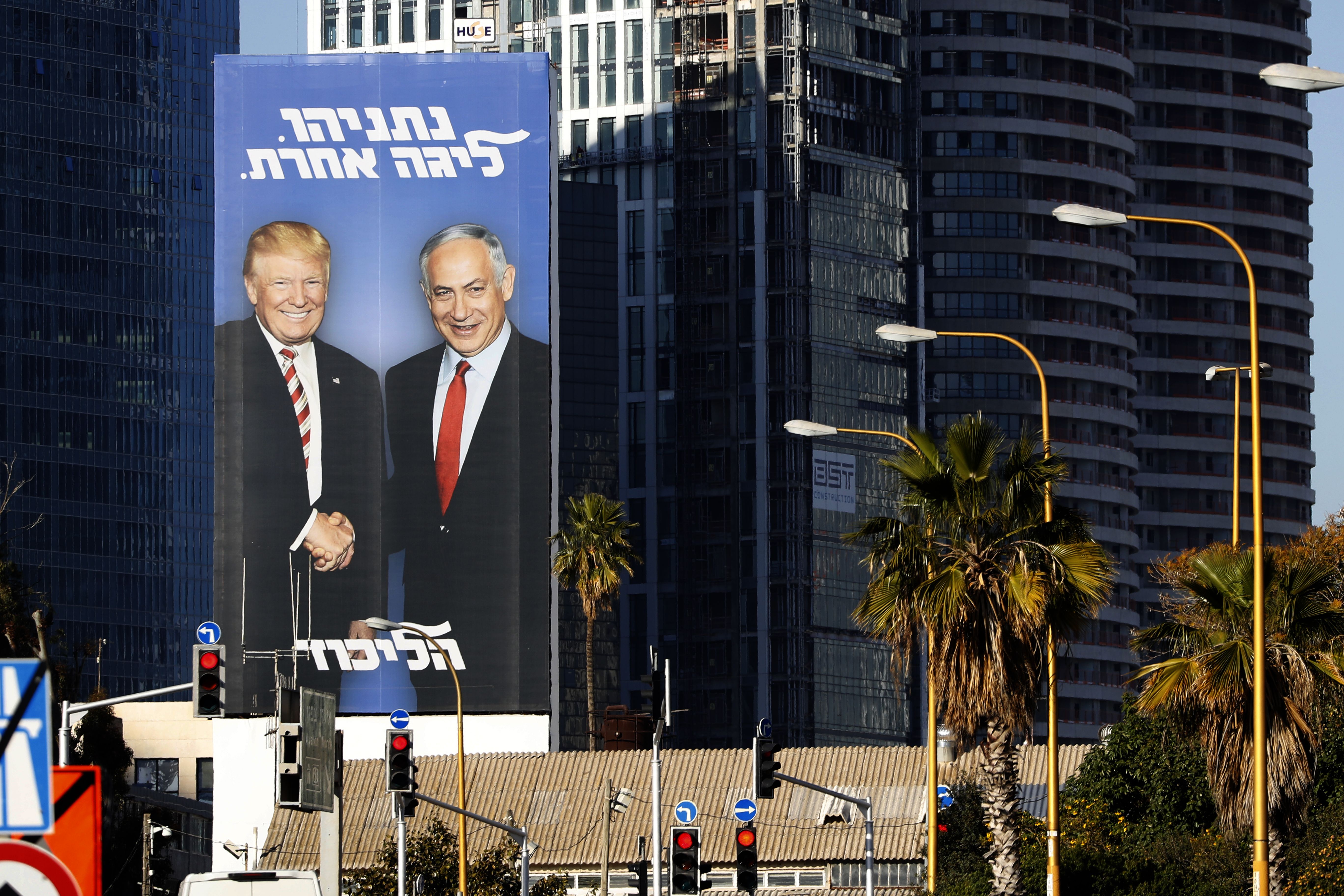 Trump Planning ‘Grand Gesture’ ahead of Israeli Election
