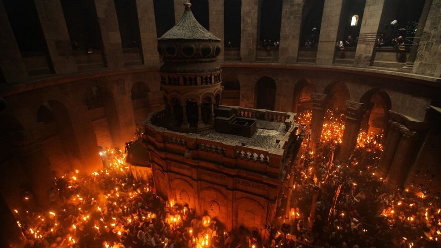 Holy Fire descends to Church of Holy Sepulchre in Jerusalem