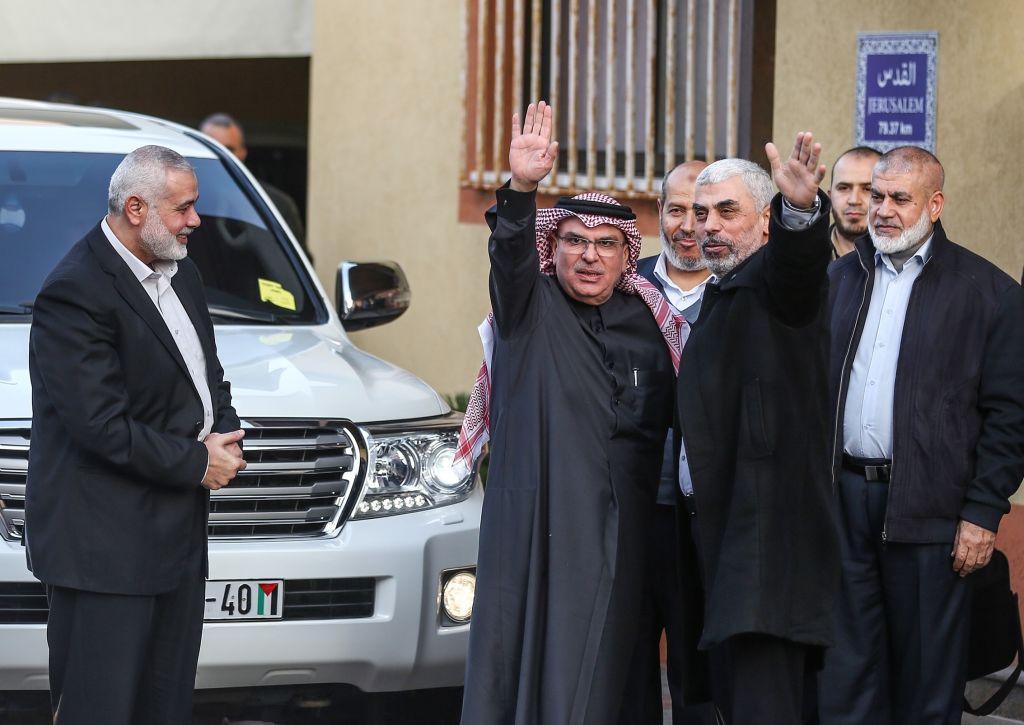 Qatari Envoy Arrives in Gaza Strip to Distribute Millions