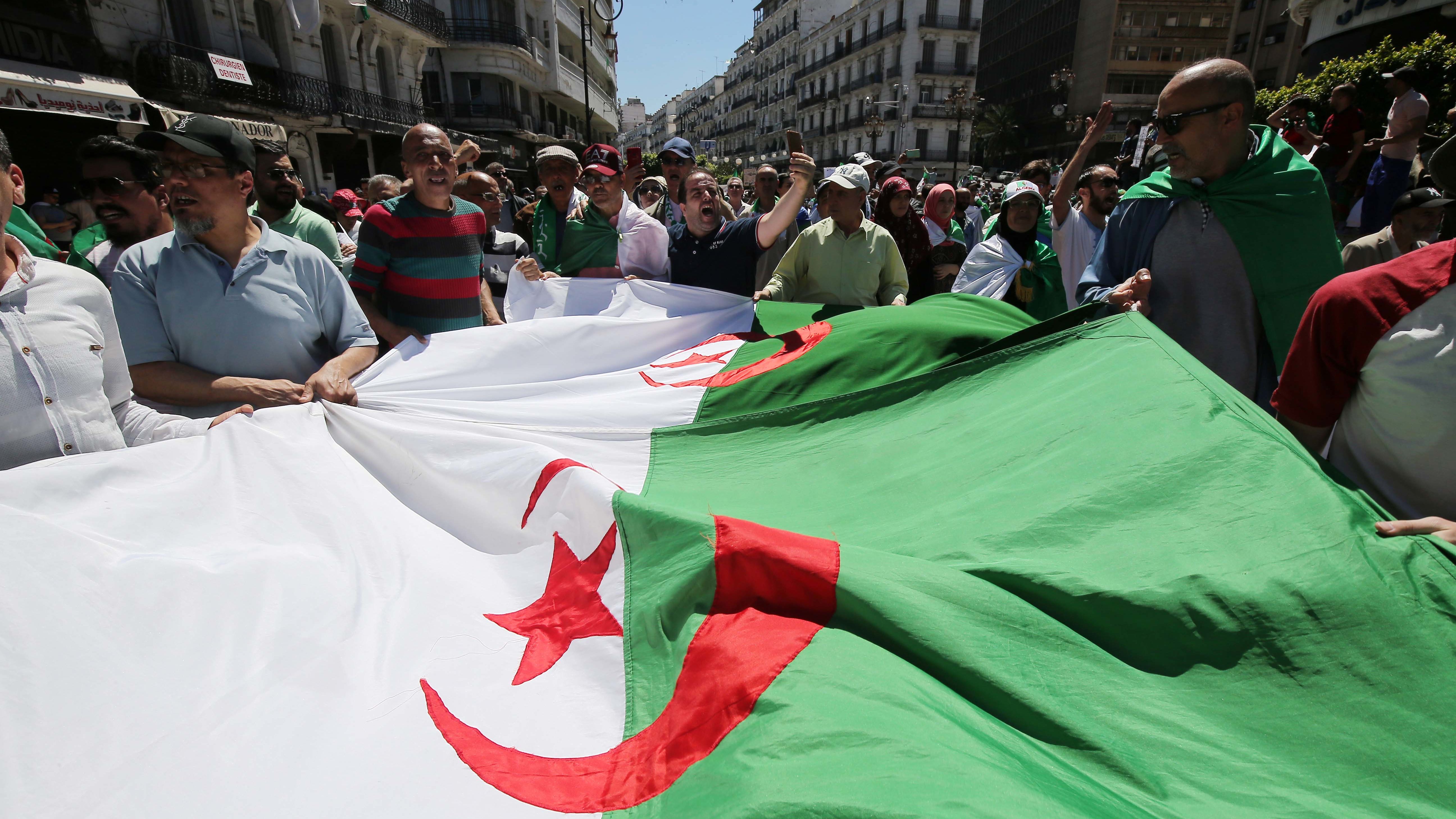 Crowds Continue to March in Algeria to Topple Ruling Elite