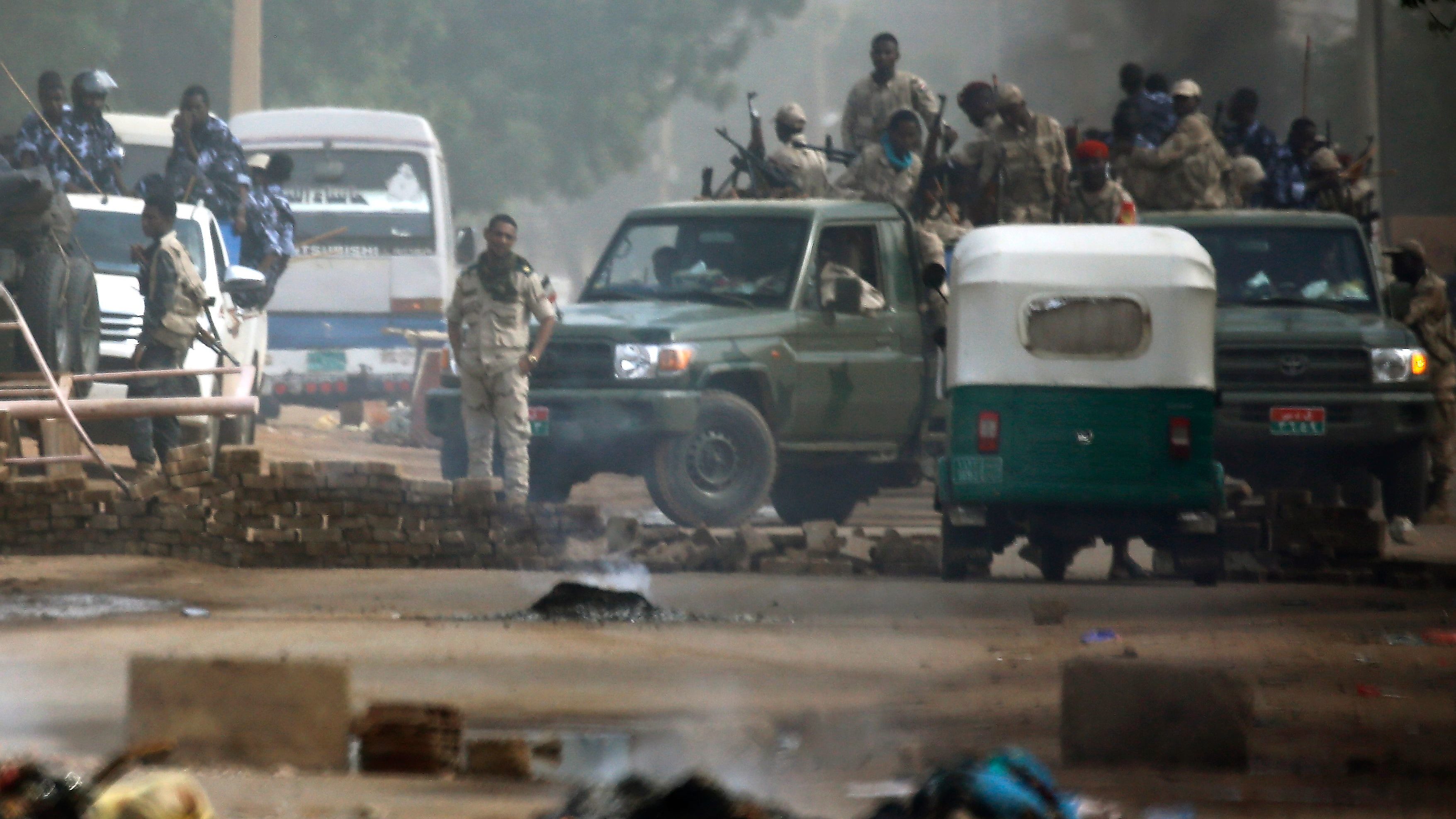 At Least 3 Dead as Sudanese Military Forcefully Clears Khartoum Sit-In
