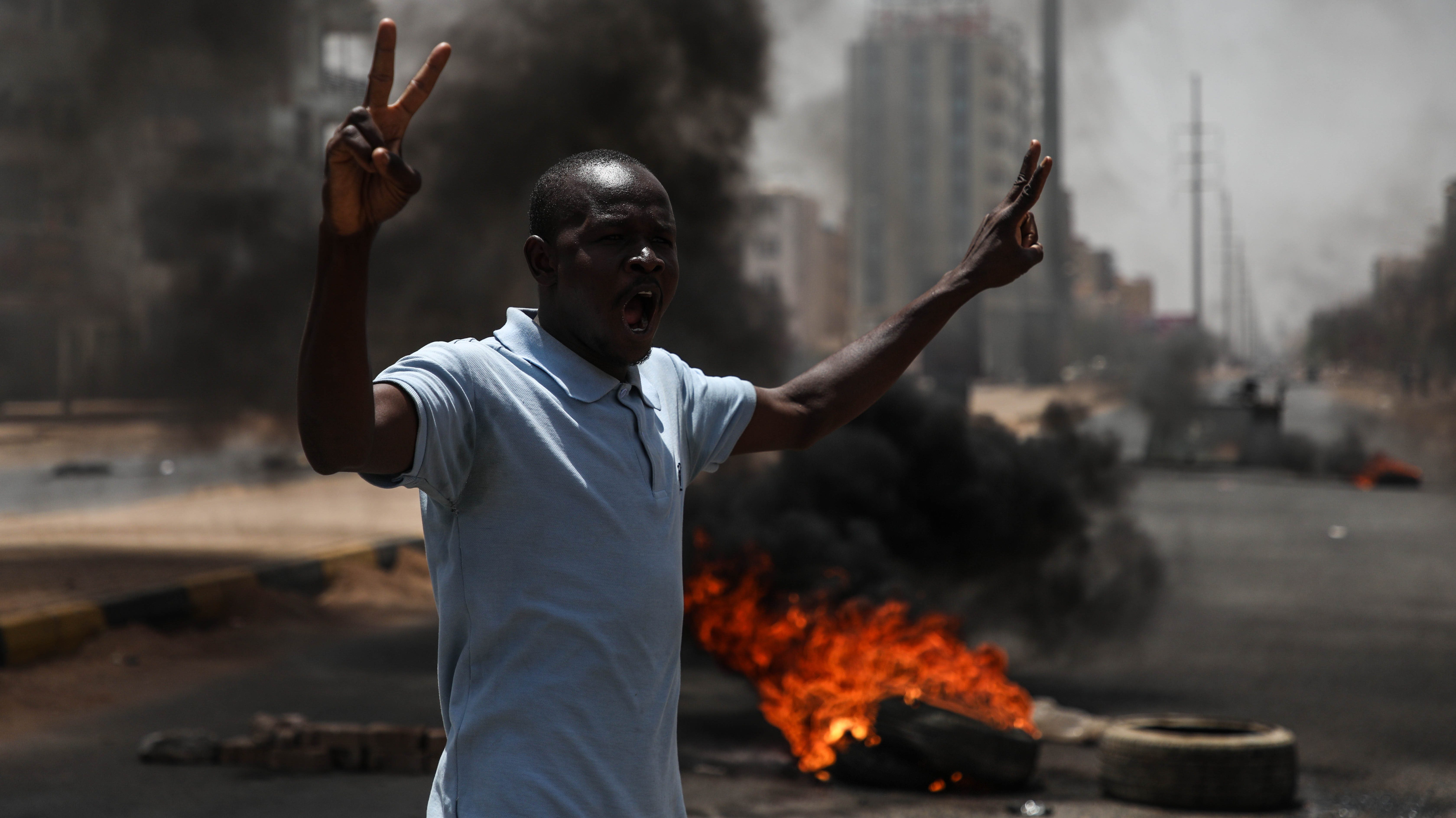 Sudan’s TMC Cancels Deal with Protesters, Calls for Elections
