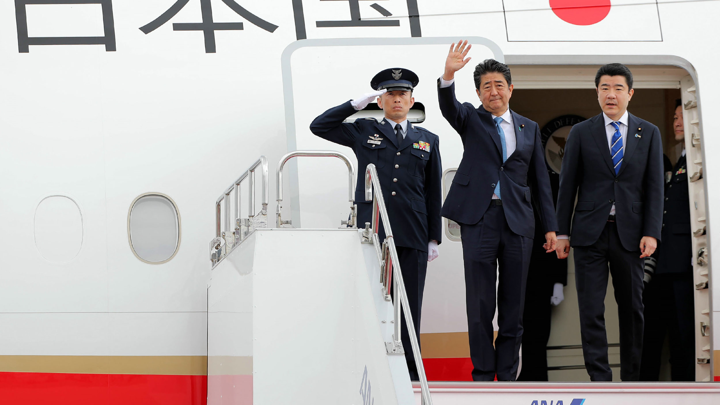 Iran Sees Japan’s Abe as Mediator for Easing U.S. Sanctions