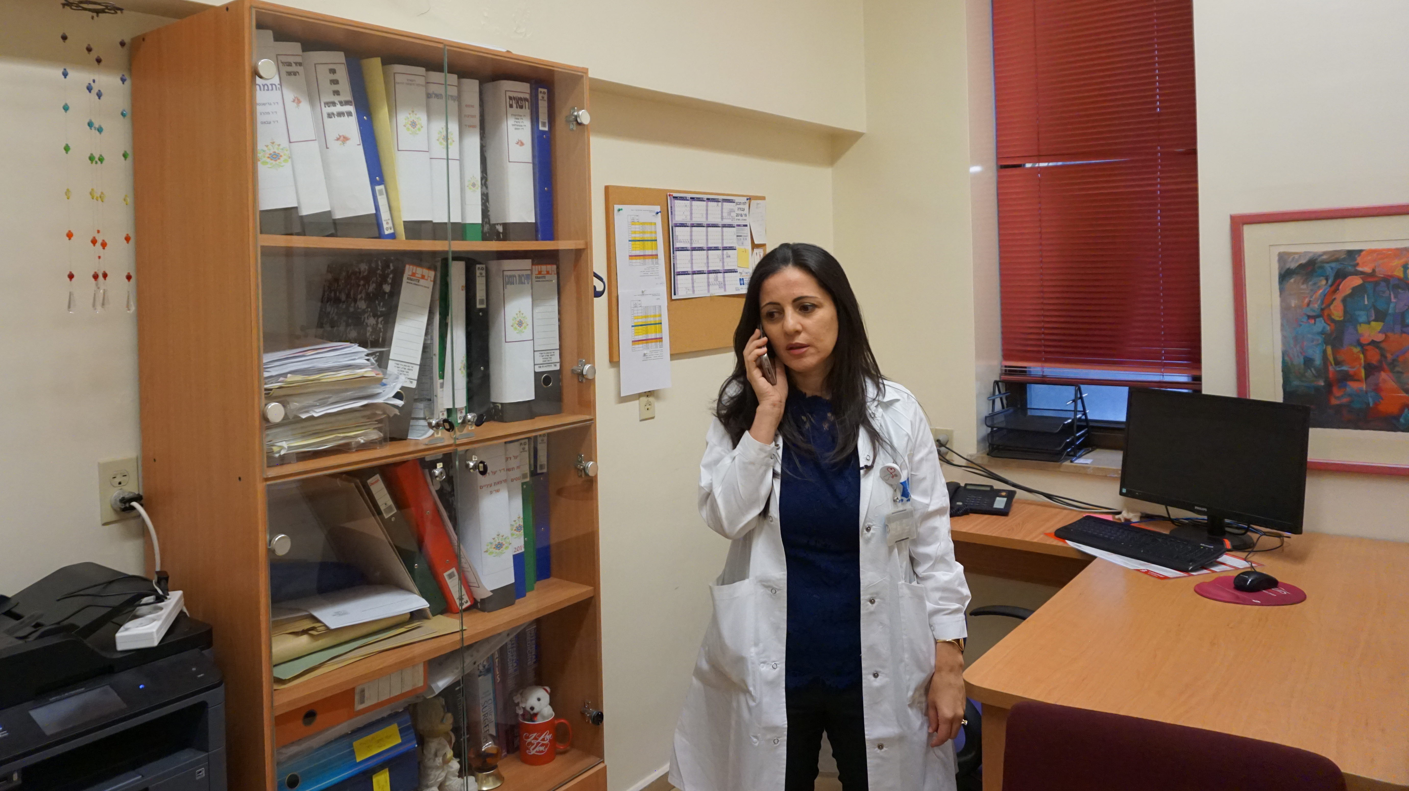 Woman Arab Doctor Defies Odds Running an Emergency Room (WITH VIDEO)
