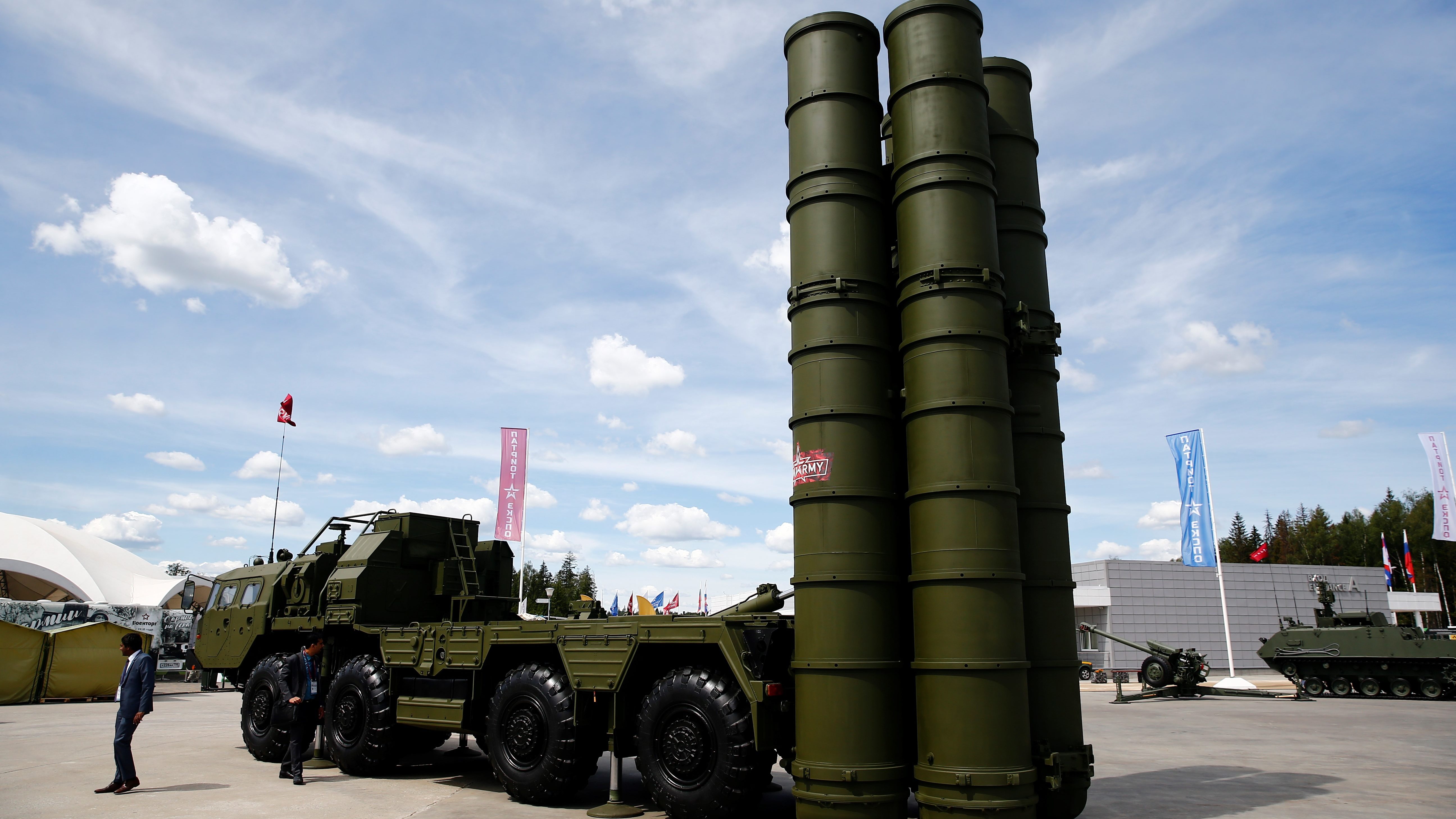 Turkish Broadcaster: Russian-made S-400s to Arrive Monday