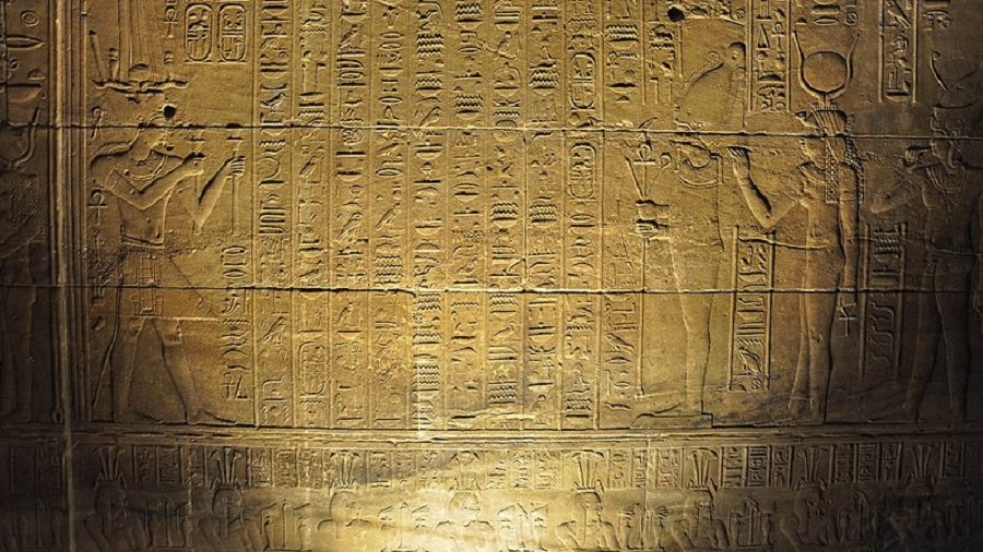 Egypt Unveils Program to Teach Children Hieroglyphics