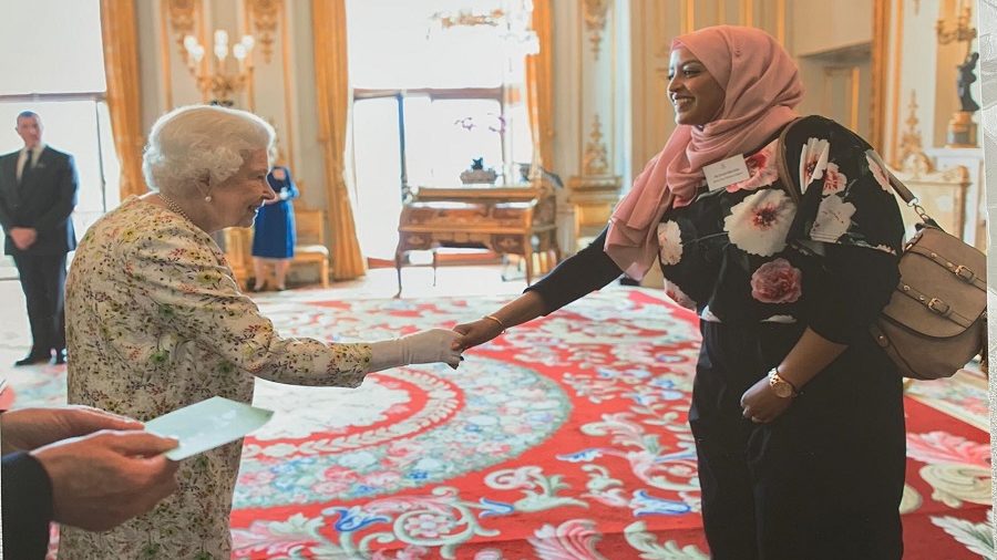 Queen Elizabeth II Honors Egyptian Woman for Community Work