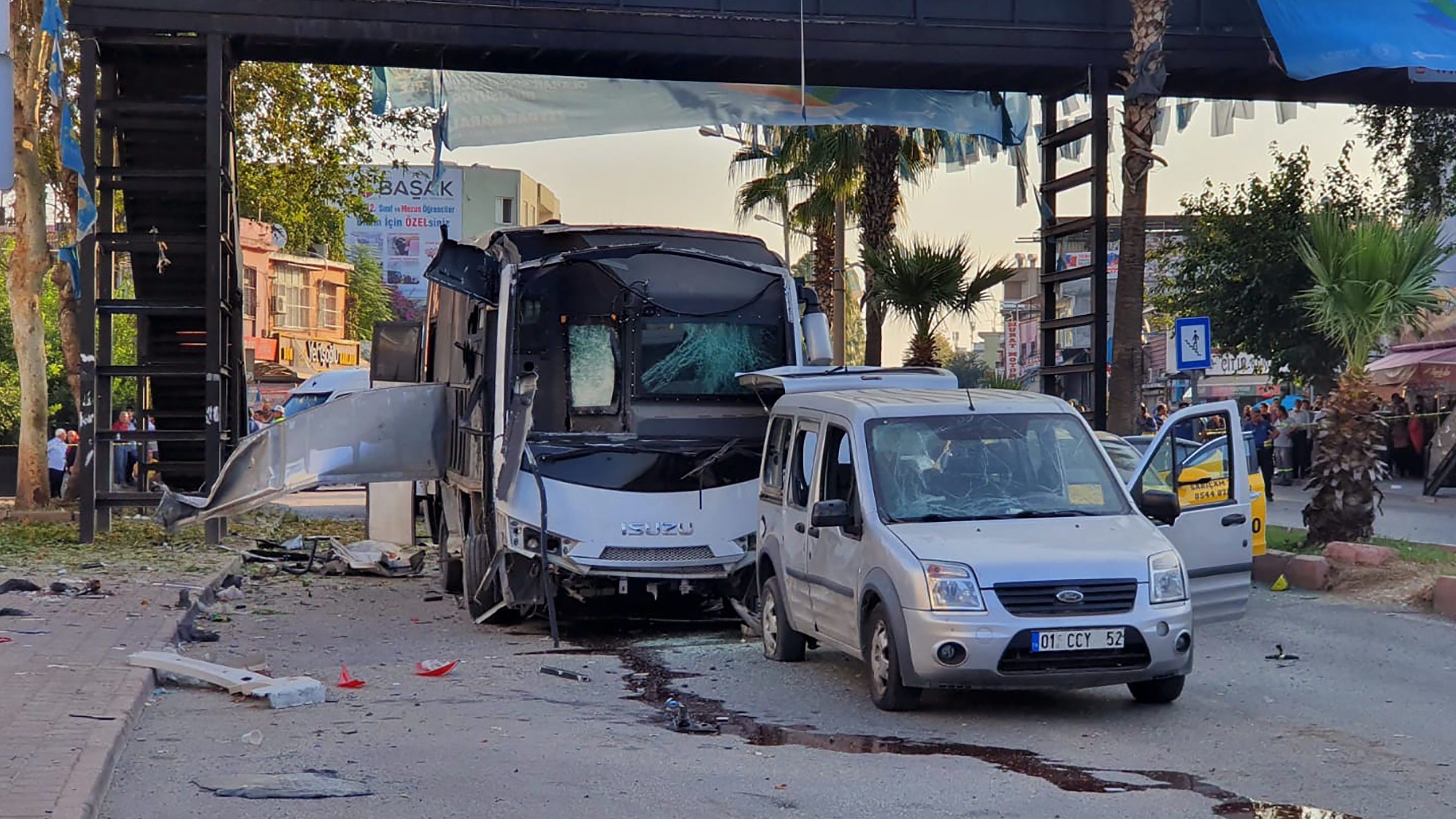 Bomb in Turkey Apparently Targets Police