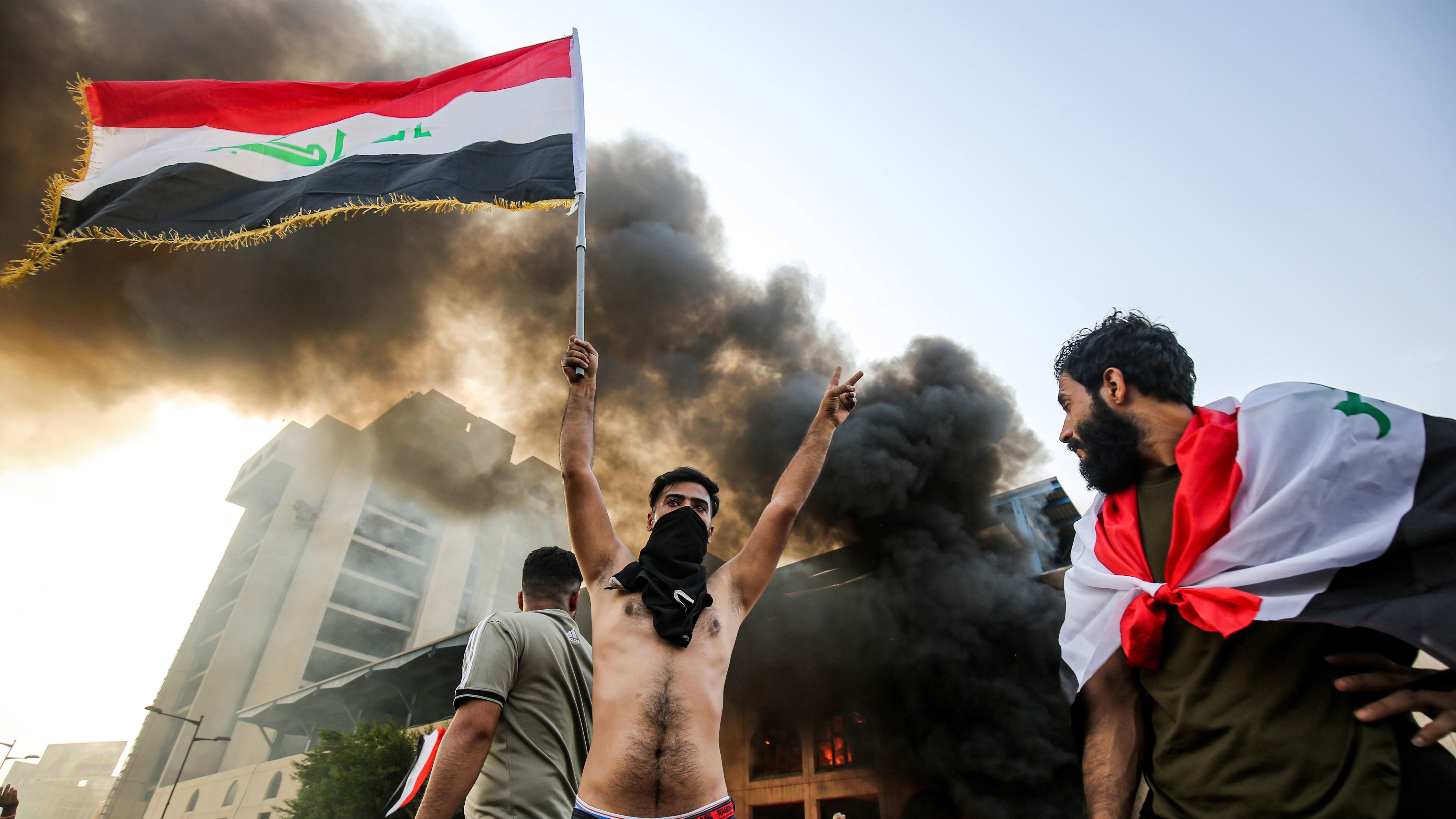 Iraqis Protest against Living Conditions, Unemployment and Alleged Corruption