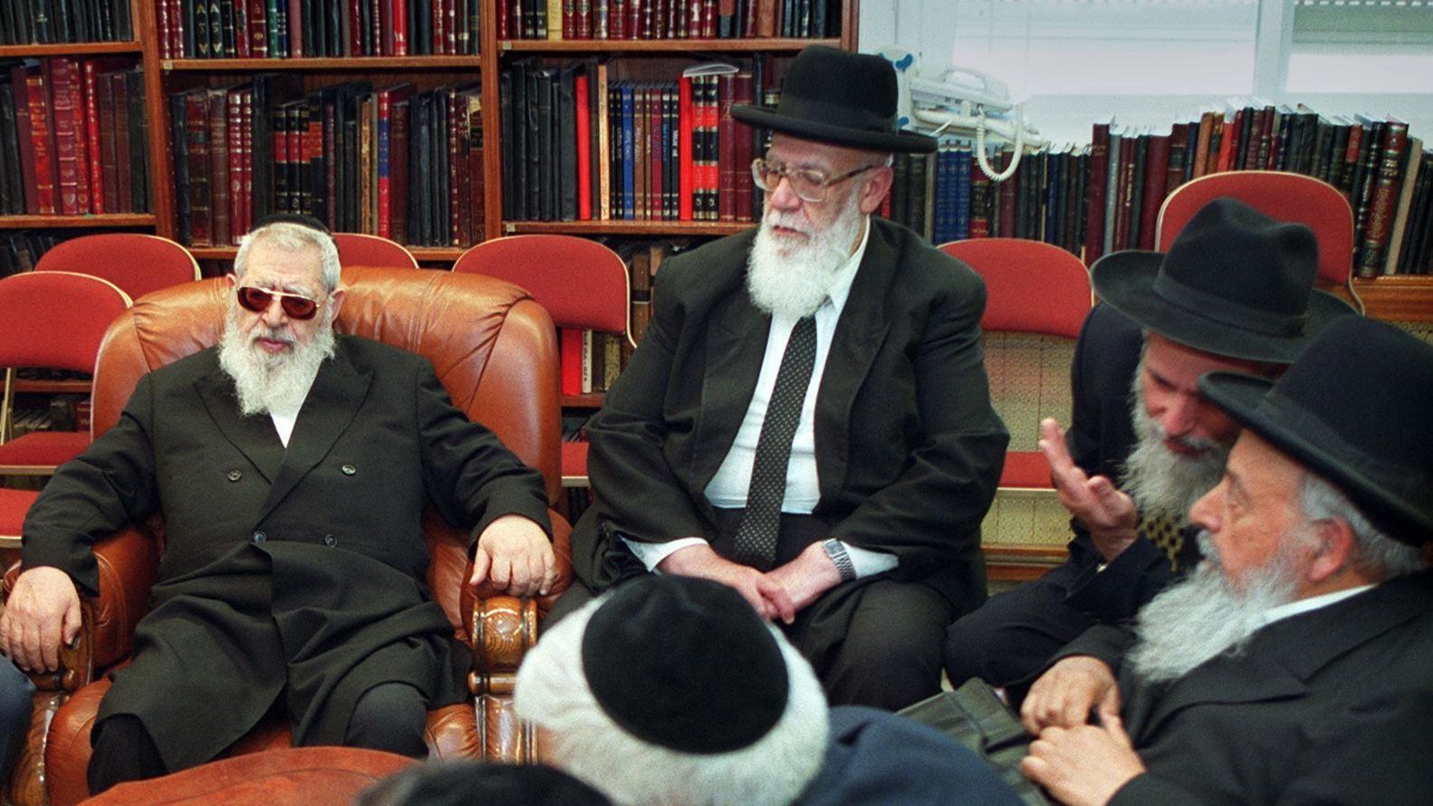 Key Israeli Rabbi Promises ‘Afterlife’ to Free Jammed Coalition Talks