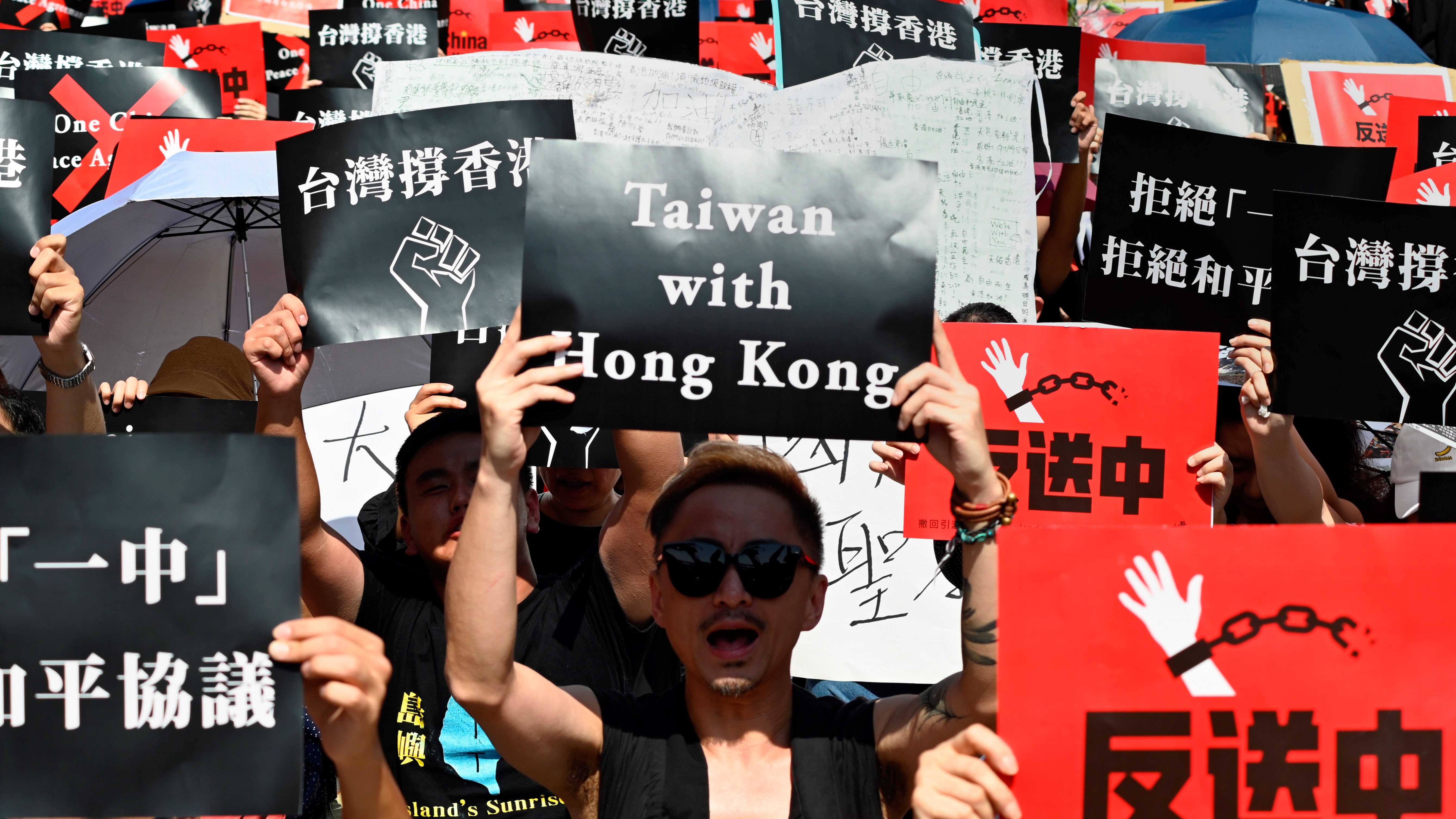 Taiwan Learns Lessons of Hong Kong