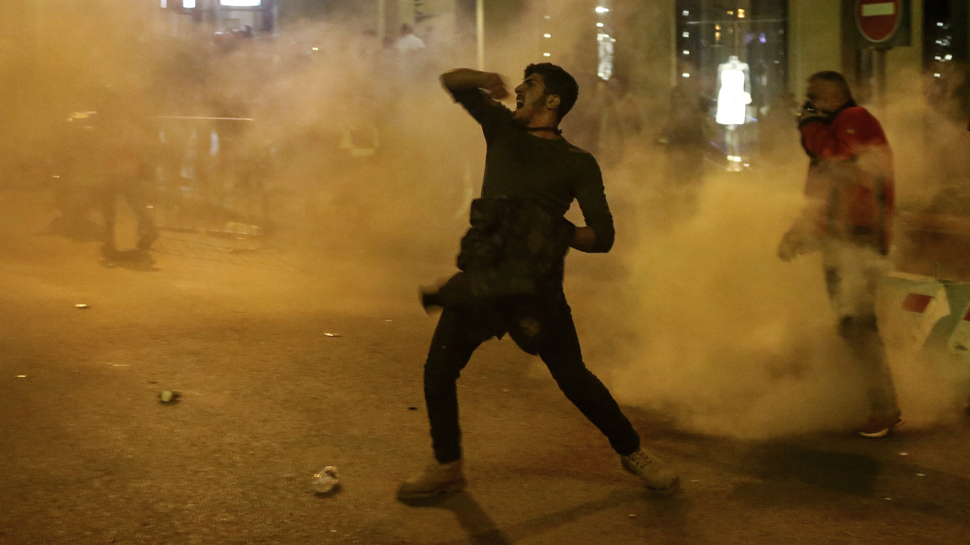Lebanon Protests Escalate, Erupt in Major Violence