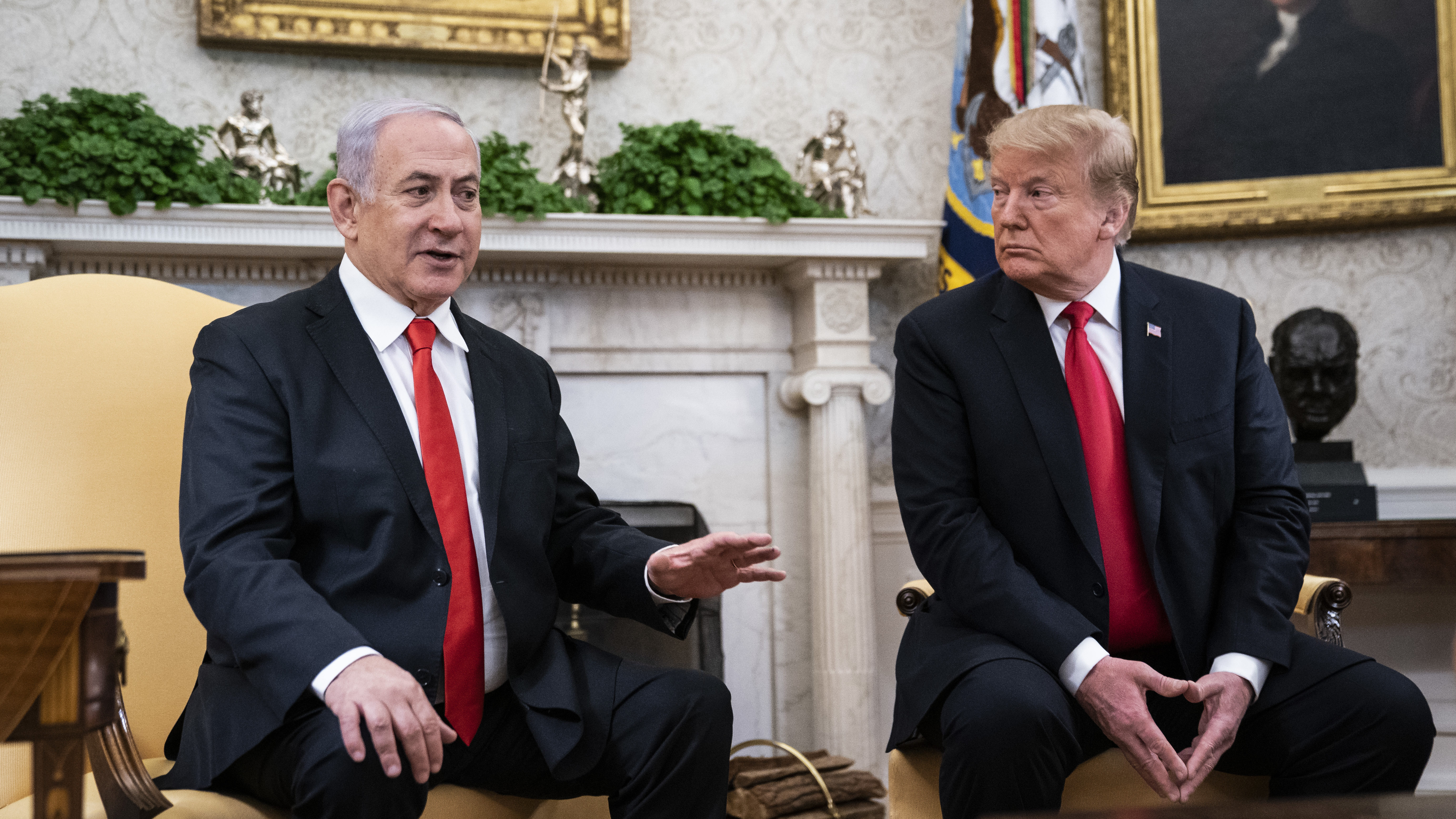 Trump to Reveal ‘Deal of Century’ Before Netanyahu, Gantz Visit