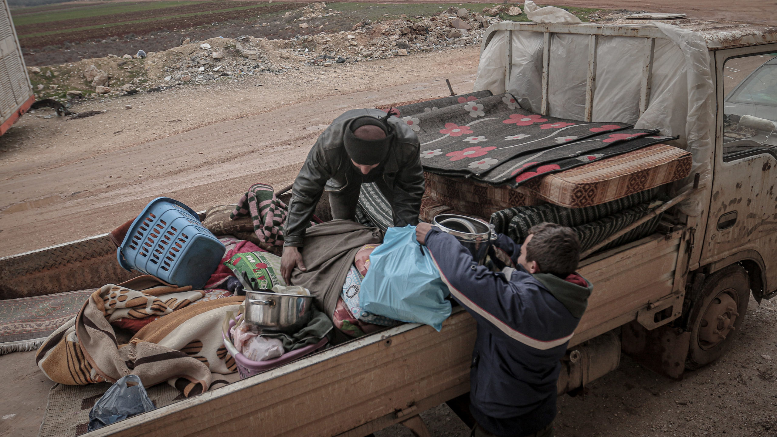 UN: Over 800,000 Civilians Flee Assad-Regime Offensive in Northwest Syria