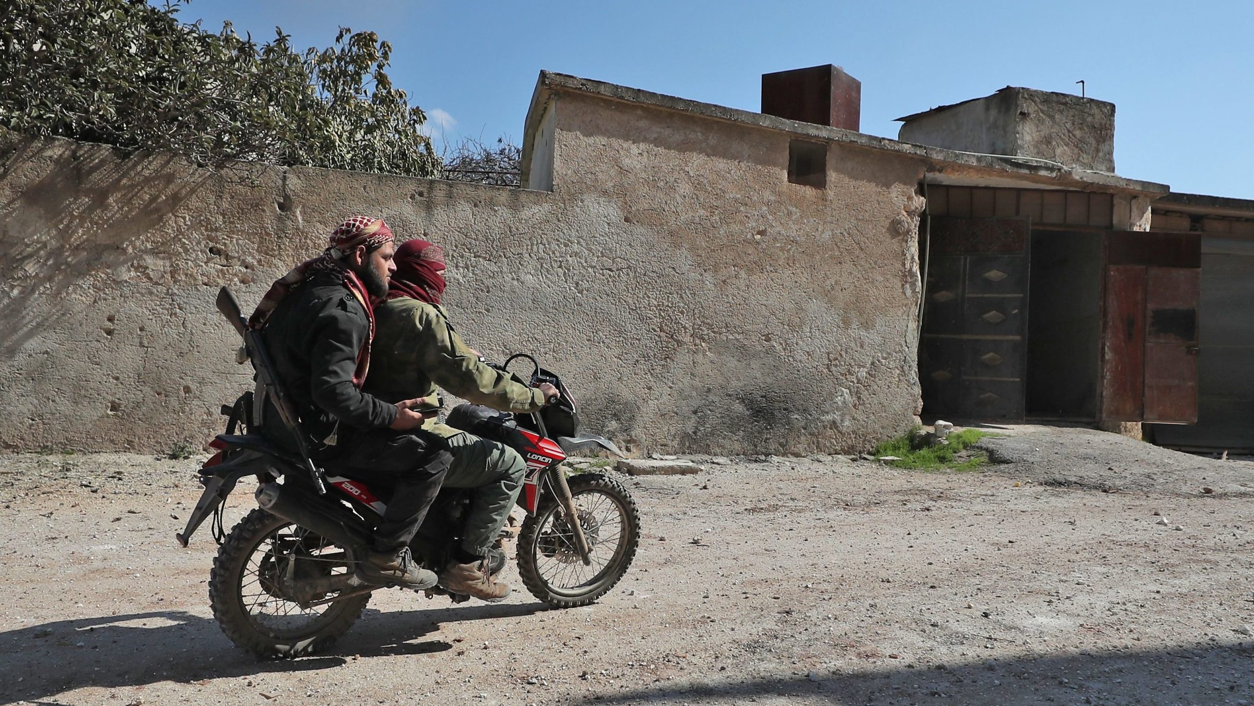 Turkish-backed Rebels in Syria Claim to Take Back Idlib Town