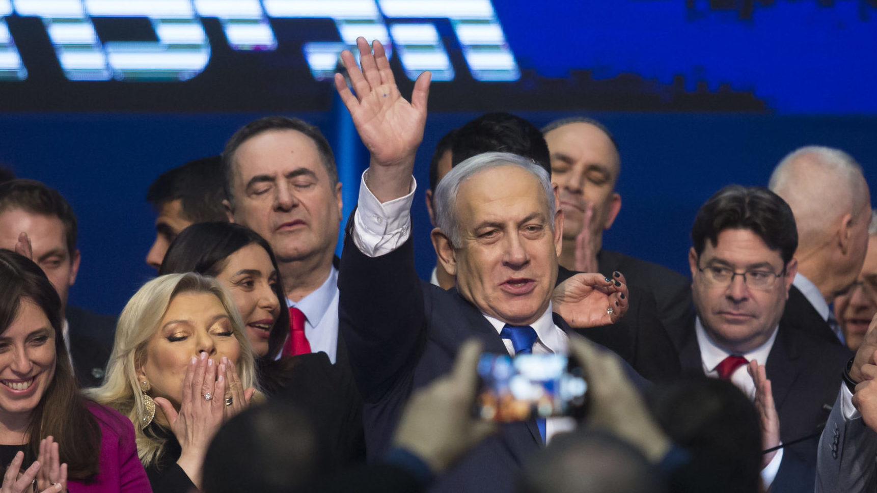 Binyamin Netanyahu, Prime Minister and Magician (AUDIO INTERVIEW)