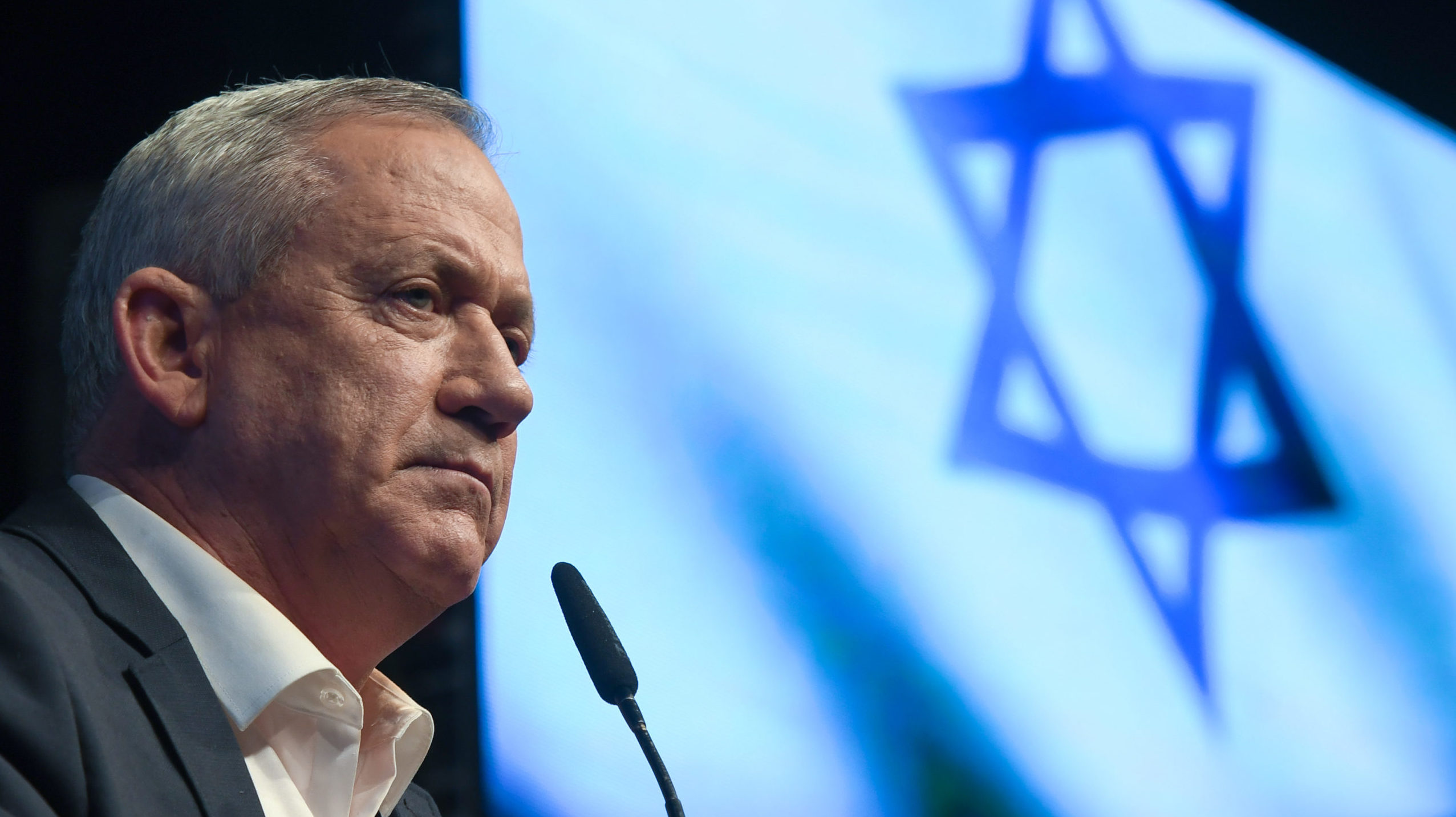 Israel’s Gantz Receives Mandate to Form Gov’t, Faces Major Hurdles