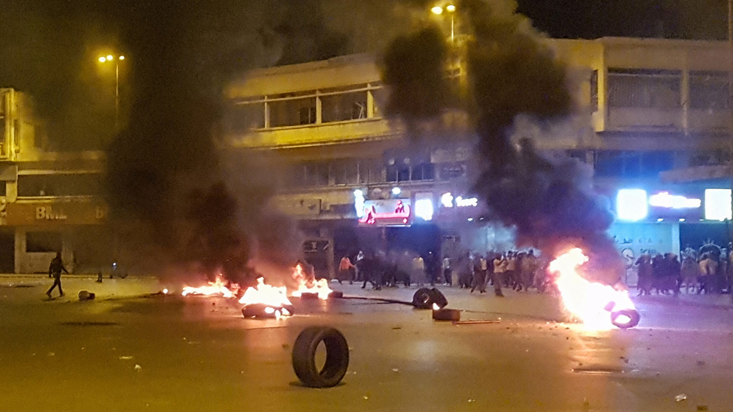 Protester Killed in Tripoli as Demonstrations Resume Across Lebanon