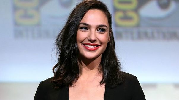 Israeli Actress Gal Gadot Defends Casting as Egyptian Queen Cleopatra