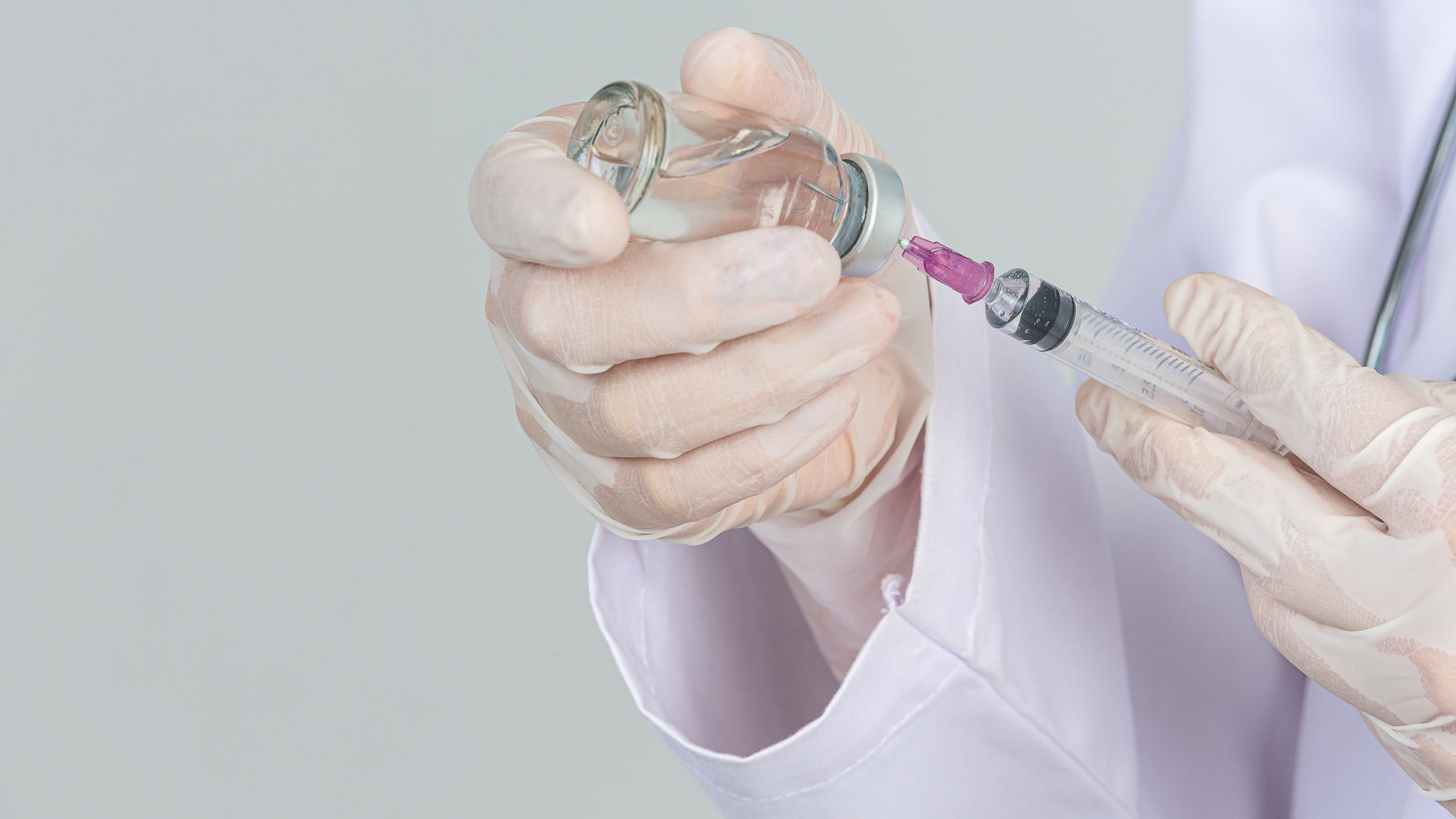 Israeli Experts Fear ‘Double Whammy’ Amid Flu-shot Shortage