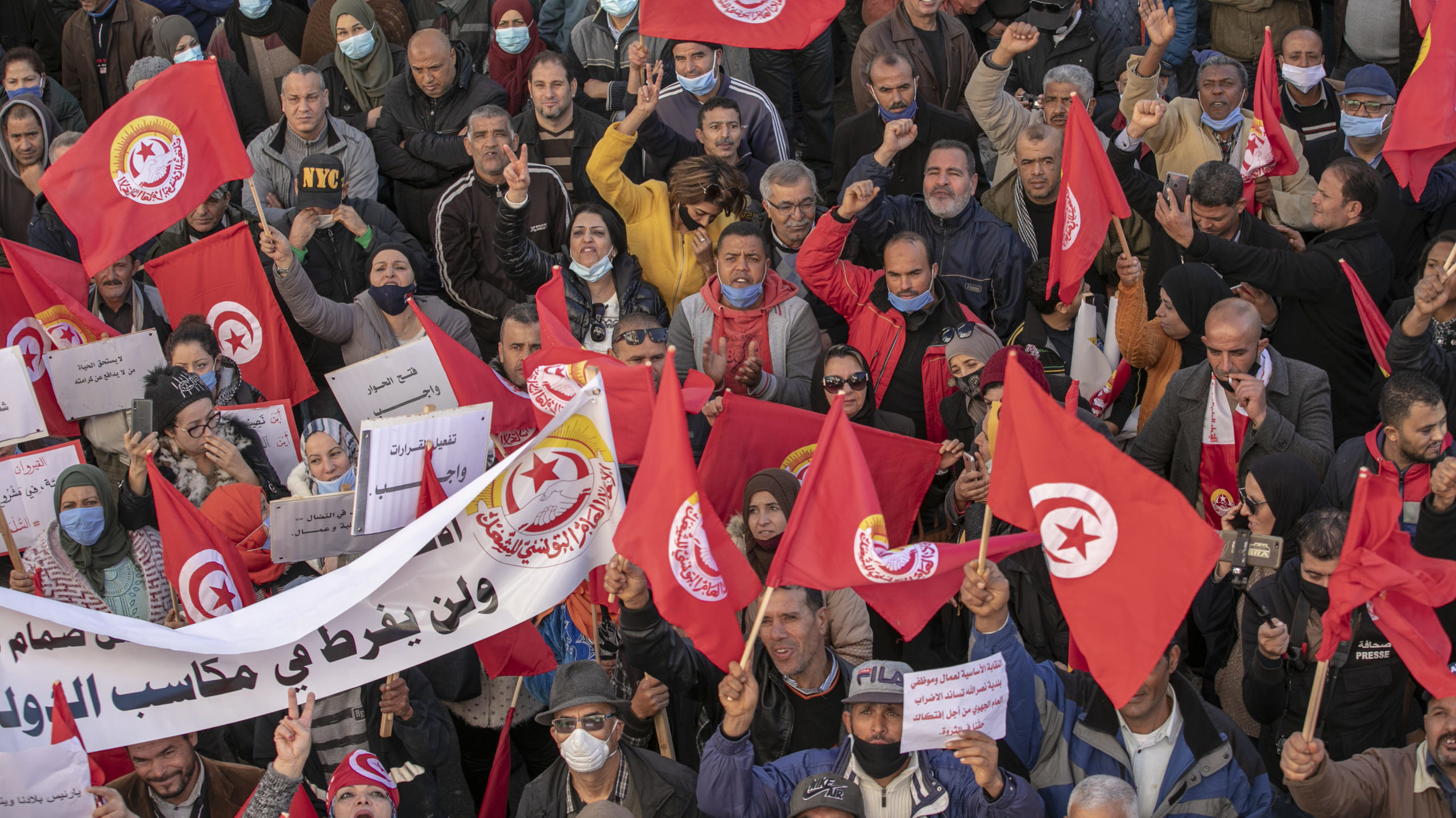 Tunisians Stage Sit-Ins at Vital Industrial Sites, Protesting Ailing Economy