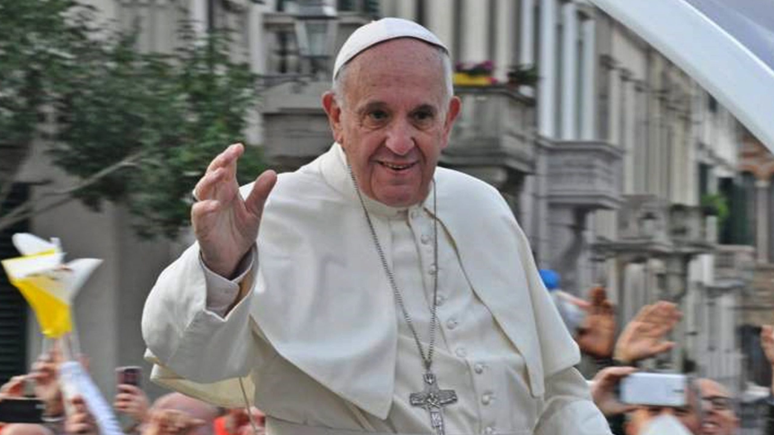 Pope Francis Calls on Israelis, Palestinians To Talk, Build Trust