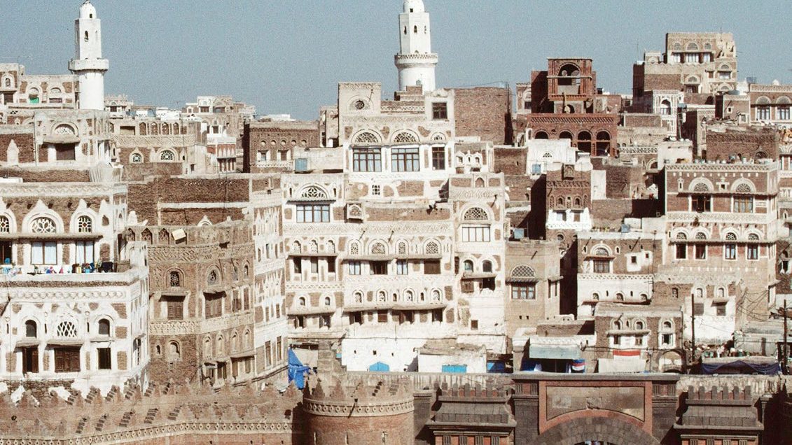 Saudi-Led Coalition Launches Airstrikes on Houthis in Sanaa