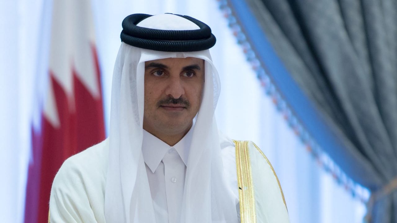 Qatar’s Emir Has Rare Meeting With UAE Official