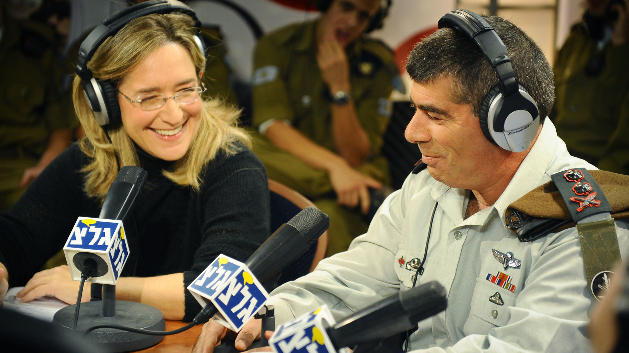 Former Israeli Army Radio Head Says Station Is Irrelevant, Should Be Shuttered