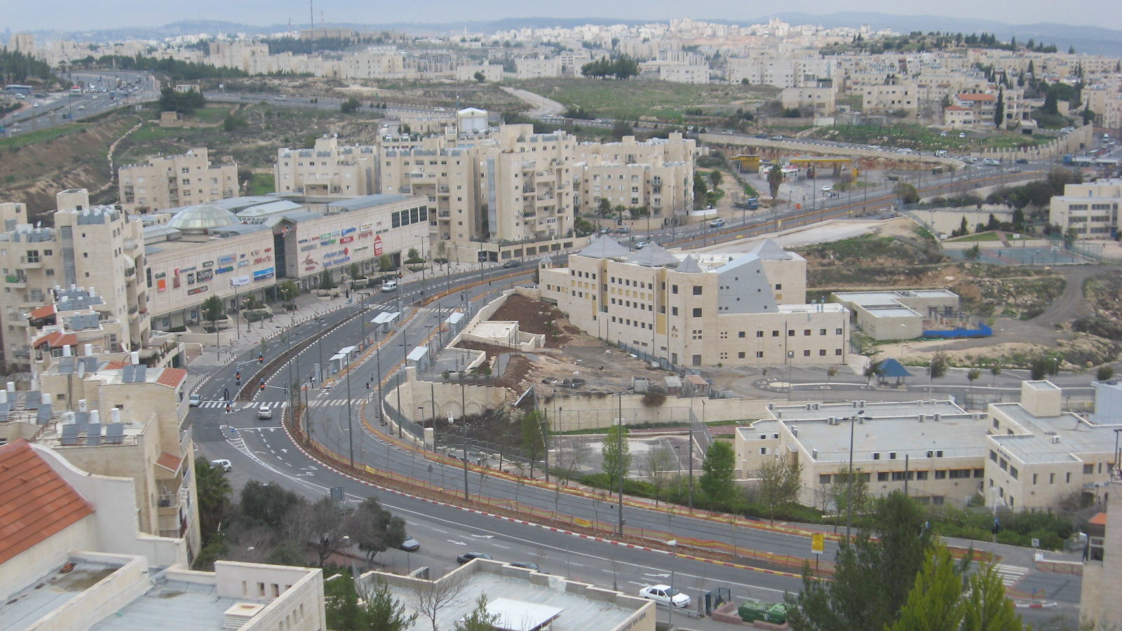 Israel Issues Over 2,500 Settlement Housing Tenders