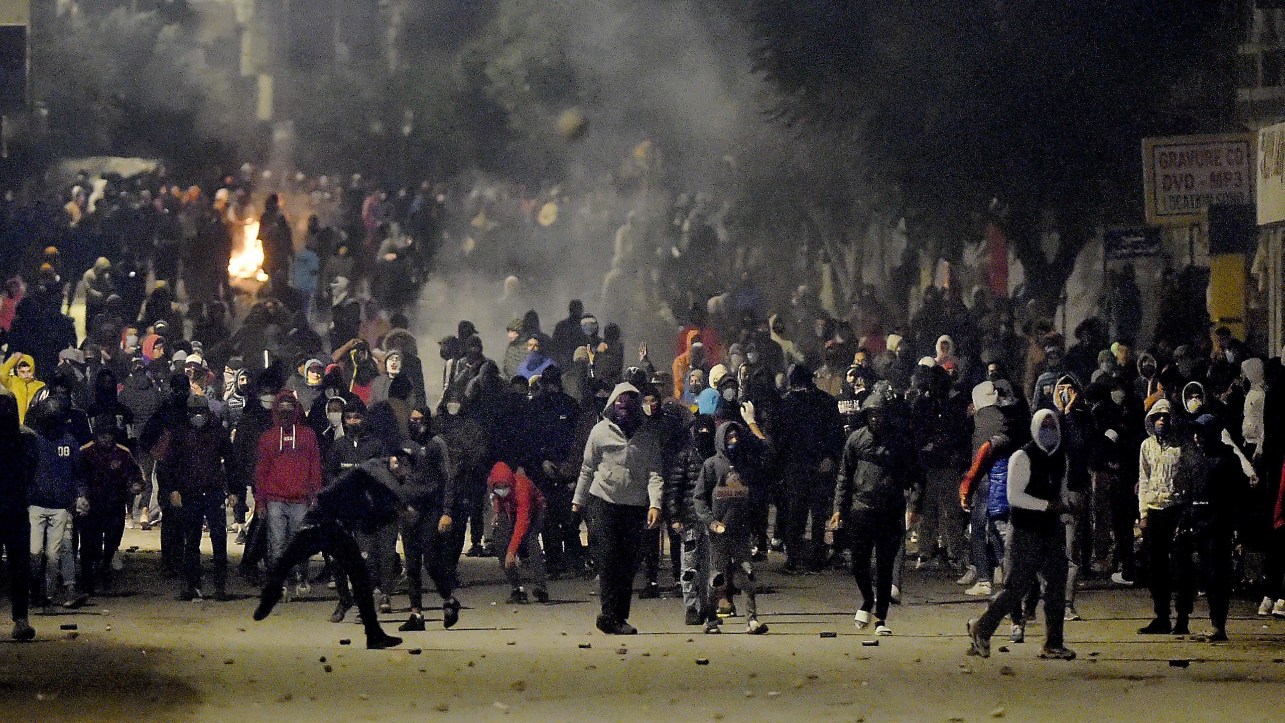Violent Clashes Increase in Tunisia After Death of Protester
