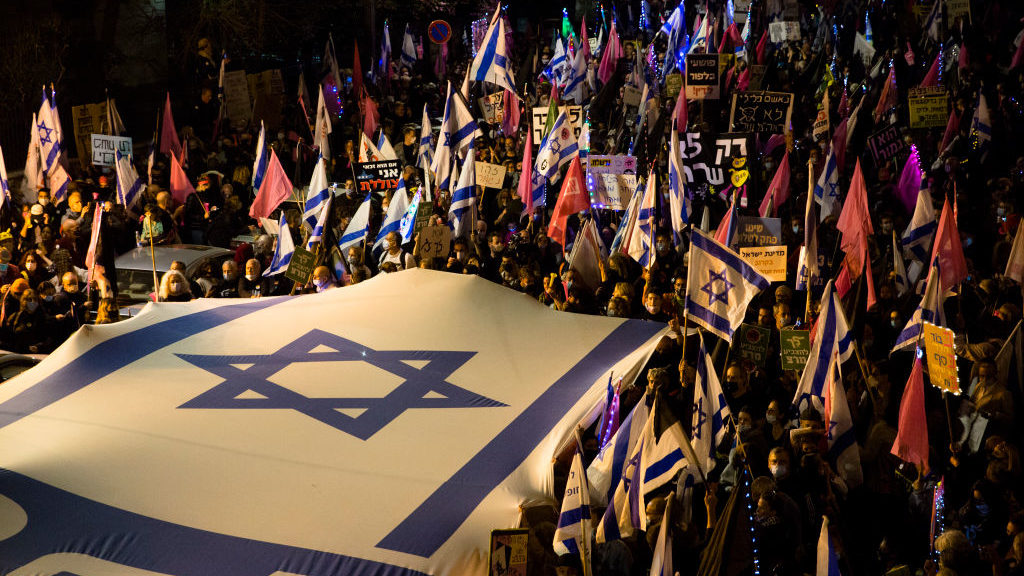 Tens of Thousands Demonstrate Against Netanyahu