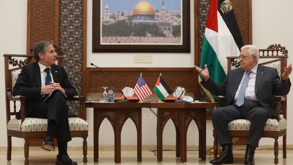 Blinken, Abbas Hold Call To Discuss PA-US Relationship