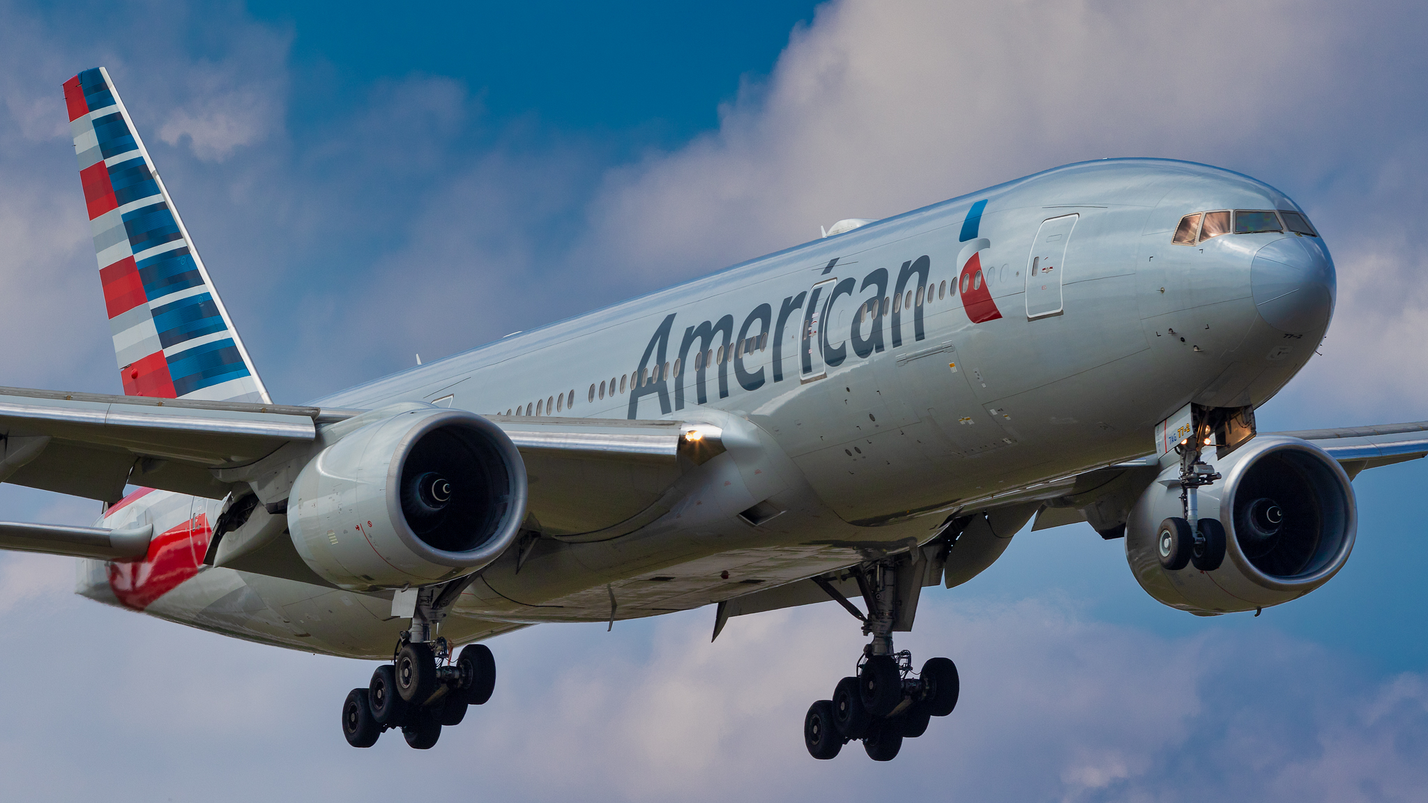 American Airlines Flight Makes Emergency Landing in Tel Aviv