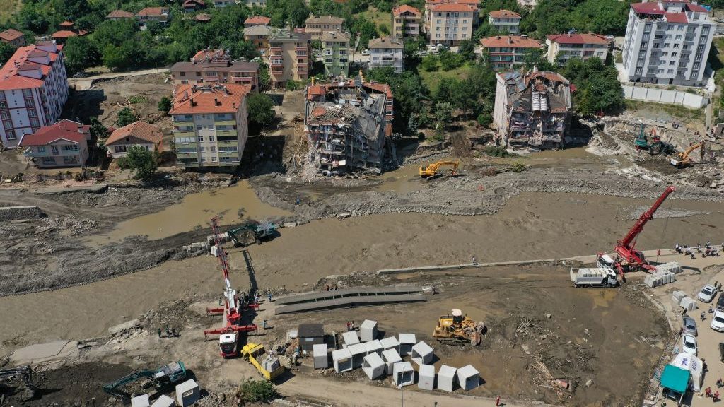 At Least 59 Killed, Dozens Missing in Northern Turkey Floods