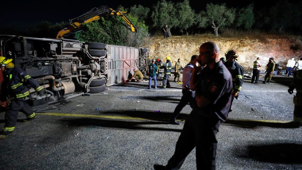 Mom, Her 3 Children, Killed in Bus-Van-Car Accident in Northern Israel