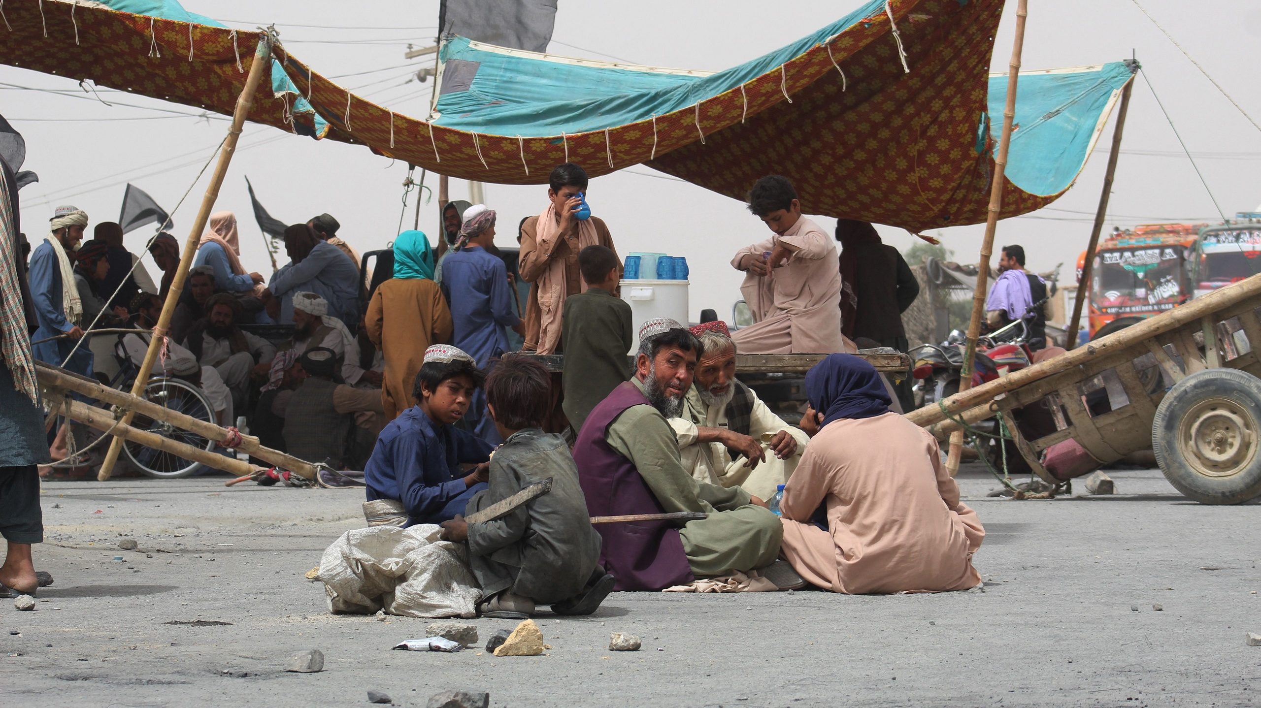 Afghanistan Teetering on Brink of Universal Poverty, UN Warns