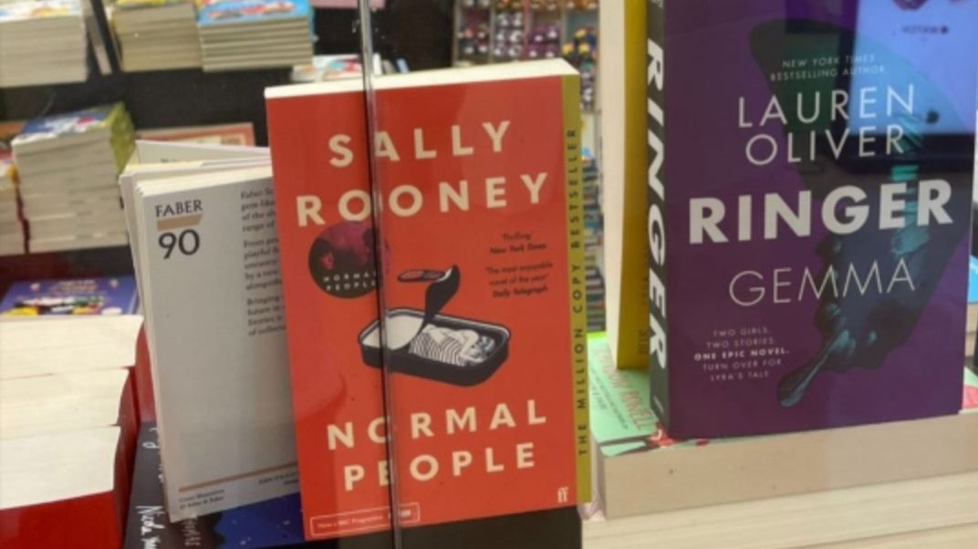 Irish Author Sally Rooney’s Novels Removed From 200 Israeli Bookstores Over Boycott